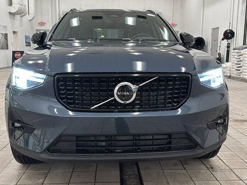 Used 2026 Volvo XC40 B4 Plus w/ Climate Package image 10