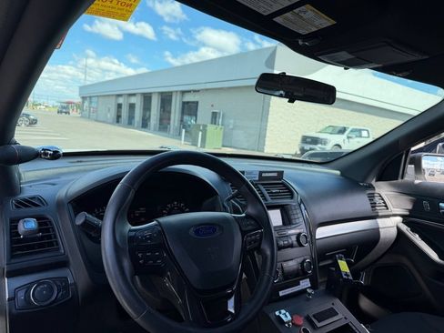 Used 2019 Ford Explorer 4WD Police Interceptor image 5