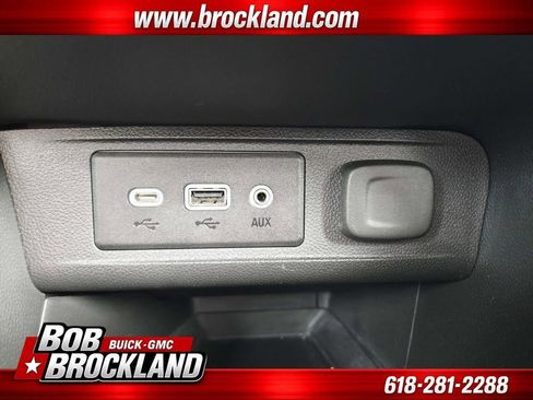 Used 2021 Buick Encore GX Preferred FWD image 29