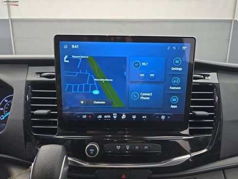 Used 2023 Ford Transit 350 XLT image 25