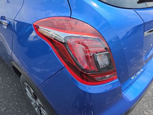 Used 2018 Buick Encore Preferred AWD/4WD image 12