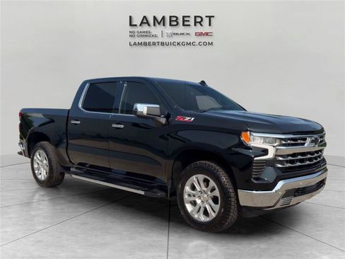Used 2025 Chevrolet Silverado 1500 LTZ w/ LTZ Premium Package AWD/4WD image 7
