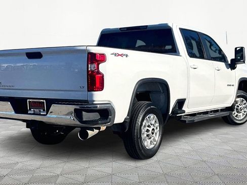 Used 2024 Chevrolet Silverado 2500 LT image 2