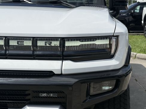 New 2026 GMC Hummer EV SUV AWD/4WD image 8