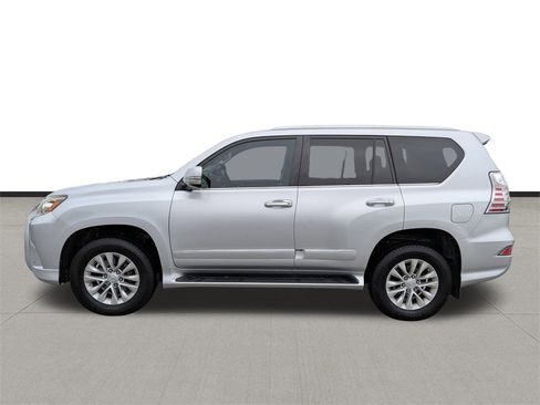 Used 2016 Lexus GX 460 image 8