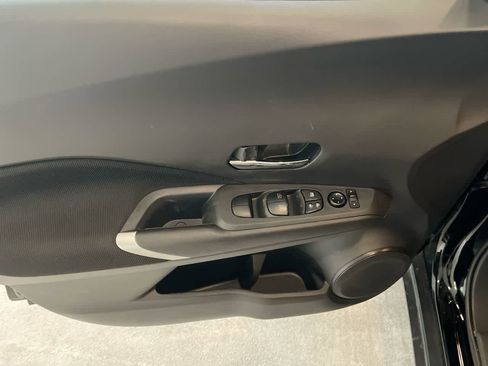 Used 2024 Nissan Kicks SV image 13