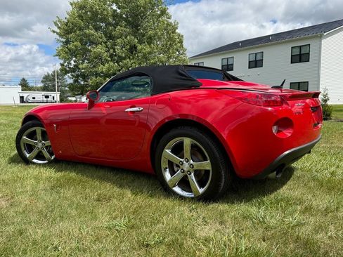Used 2007 Pontiac Solstice GXP w/ Premium Package RWD image 5