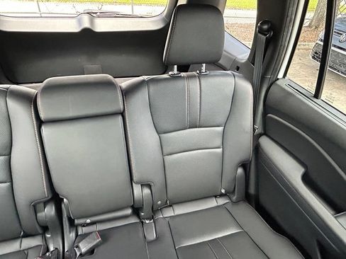 Used 2023 Honda Passport TrailSport image 14