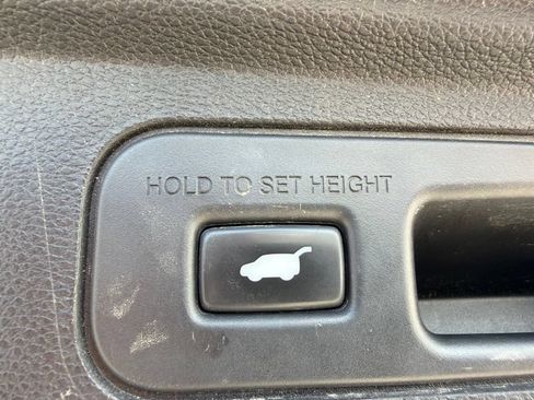 Used 2018 Honda Odyssey Elite image 11