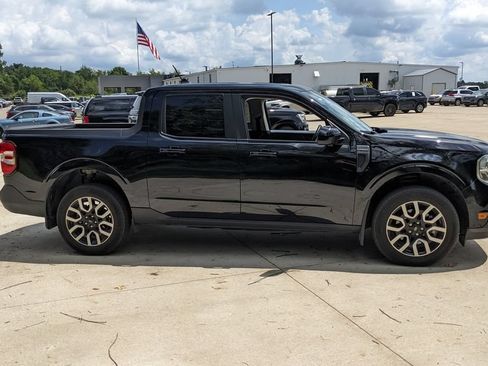 Used 2023 Ford Maverick Lariat FWD image 2