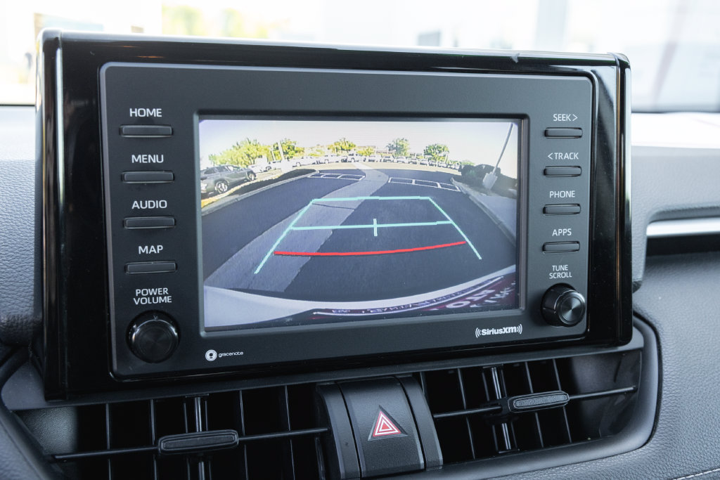 Certified 2021 Toyota RAV4 LE FWD image 18