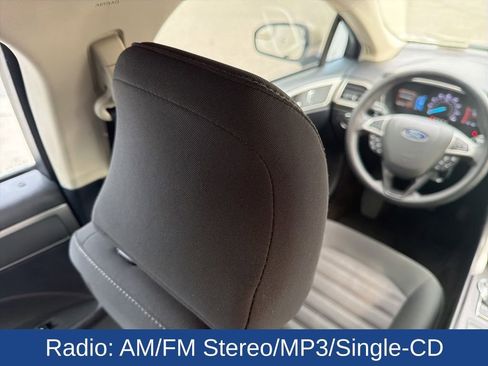 Used 2018 Ford Fusion SE w/ Fusion SE Technology Package image 14