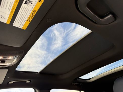 New 2026 Mercedes-Benz GLB 250 4MATIC image 10