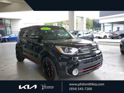 Used 2017 Kia Soul ! w/ Tech Package