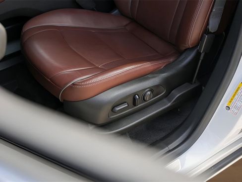 Used 2019 Buick Enclave Avenir w/ Avenir Technology Package image 8