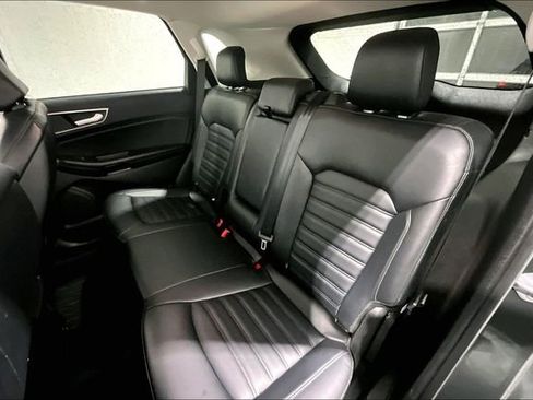 Used 2024 Ford Edge SEL w/ Convenience Package image 23