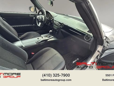 Used 2008 MAZDA MX-5 Miata Touring RWD image 25