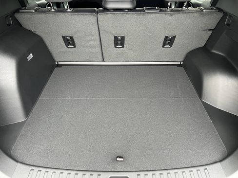 New 2026 Chevrolet Equinox LT w/ Convenience Package II image 17