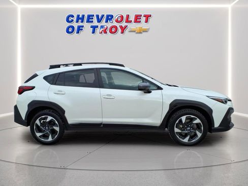 Used 2024 Subaru Crosstrek 2.5i Limited w/ Crosstrek Mirror Package AWD/4WD image 10