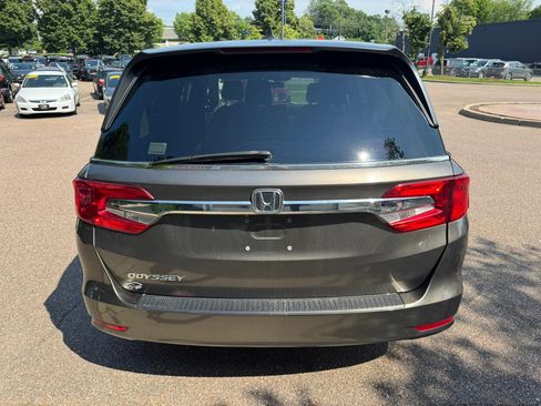 Used 2019 Honda Odyssey EX image 6