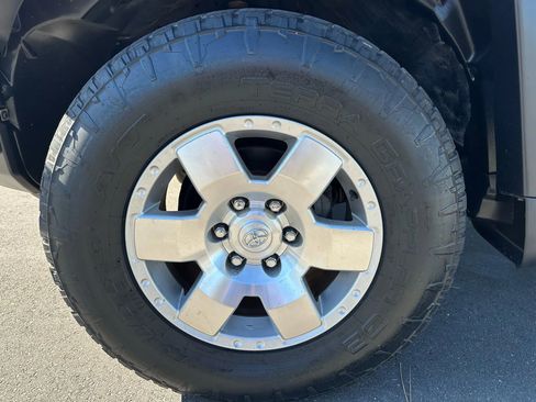 Used 2007 Toyota FJ Cruiser 4WD image 35