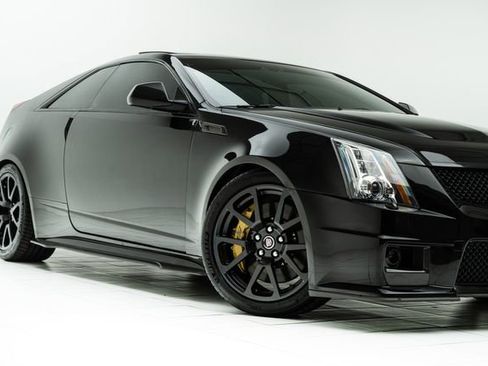 Used 2014 Cadillac CTS V image 3
