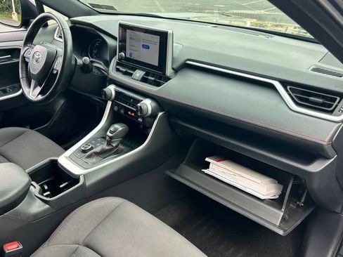 Used 2023 Toyota RAV4 SE w/ Weather & Moonroof Package AWD/4WD image 39