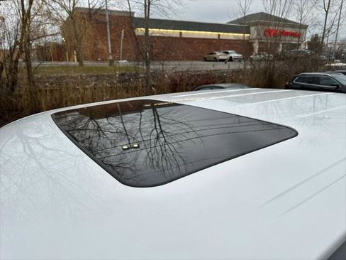 Certified 2019 RAM 1500 Big Horn w/ Rambox Value Package image 19