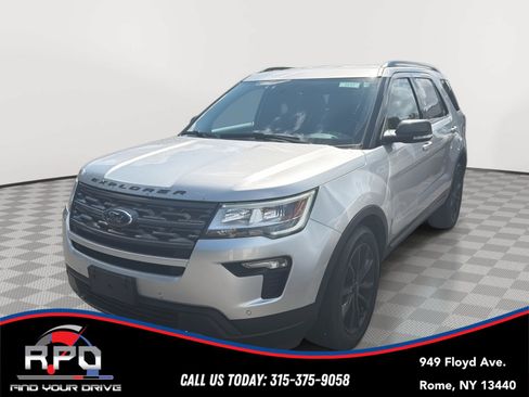 Used 2019 Ford Explorer XLT w/ Equipment Group 202A AWD/4WD image 1