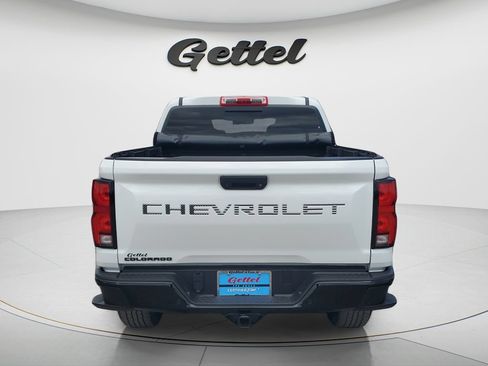 Used 2025 Chevrolet Colorado Z71 w/ Technology Package AWD/4WD image 6