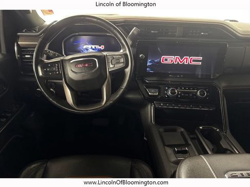 Used 2024 GMC Sierra 2500 AT4 w/ AT4 Premium Plus Package AWD/4WD image 18