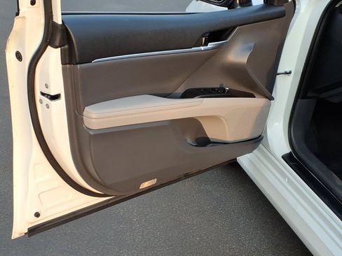 Certified 2024 Toyota Camry XLE FWD image 13