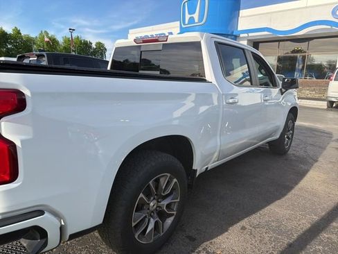 Used 2021 Chevrolet Silverado 1500 RST AWD/4WD image 4