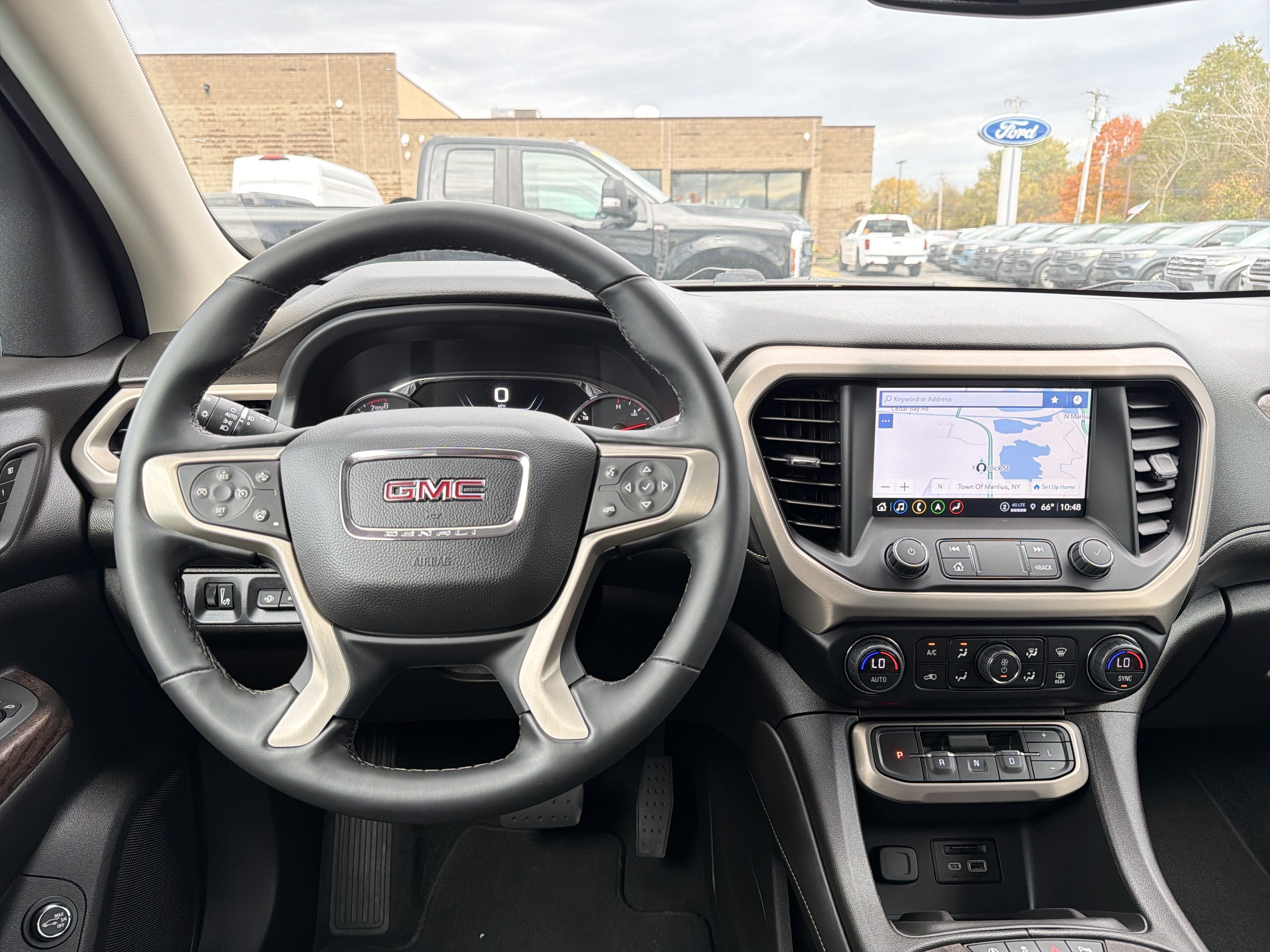 Used 2023 GMC Acadia Denali AWD/4WD image 13