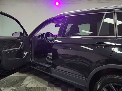 Used 2024 Volkswagen Tiguan Wolfsburg Edition image 17