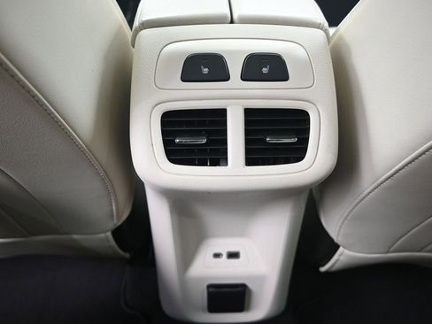 Used 2023 Buick Envision Avenir image 30