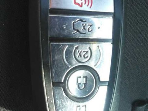 Used 2021 Ford Explorer Limited w/ Equipment Group 301A image 10