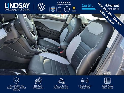 Certified 2022 Volkswagen Taos SEL w/ Panoramic Sunroof Package image 12