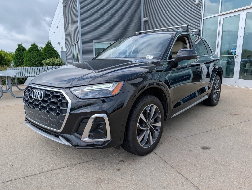 Used 2023 Audi Q5 2.0T Premium w/ Convenience Package AWD/4WD image 7