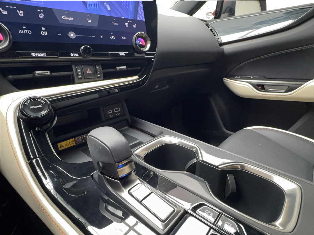 Used 2023 Lexus NX 350 AWD image 45
