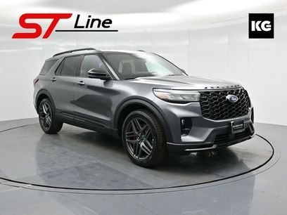 New 2025 Ford Explorer ST-Line w/ Premium Package