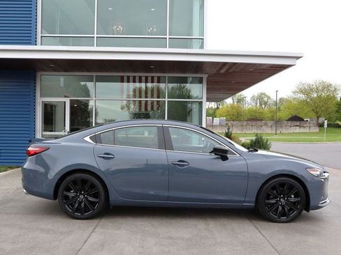 Used 2021 MAZDA MAZDA6 Carbon Edition FWD image 2