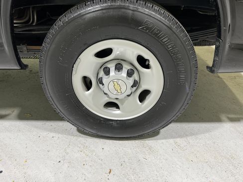 Certified 2025 Chevrolet Express 3500 LS image 13