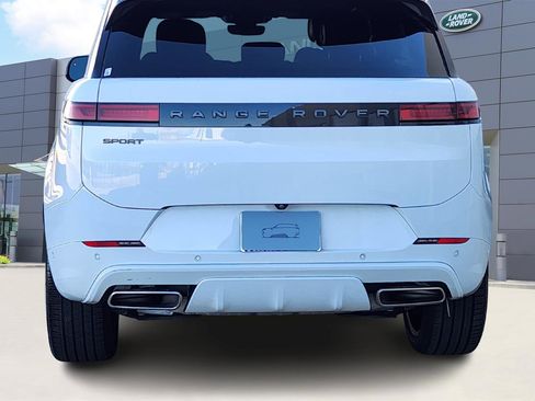 Certified 2025 Land Rover Range Rover Sport Dynamic SE image 4