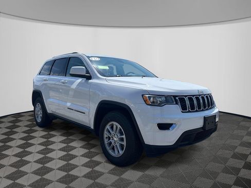 Used 2020 Jeep Grand Cherokee Laredo AWD/4WD image 8