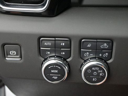 Used 2025 GMC Sierra 3500 Denali Ultimate AWD/4WD image 20