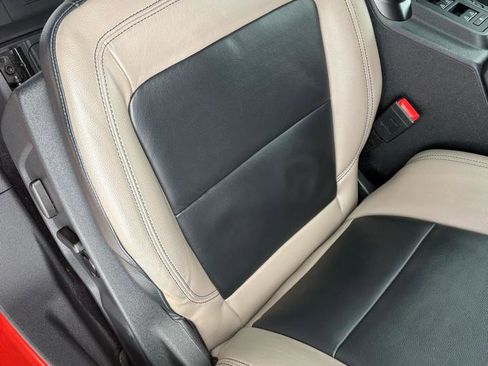 Used 2022 Ford Bronco Wildtrak image 19