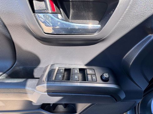 Used 2023 Toyota Tacoma TRD Off-Road image 11