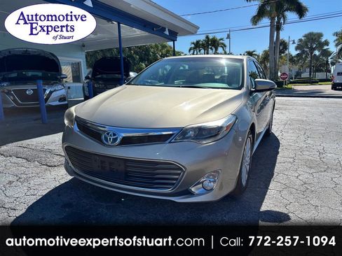 Used 2014 Toyota Avalon Limited image 1