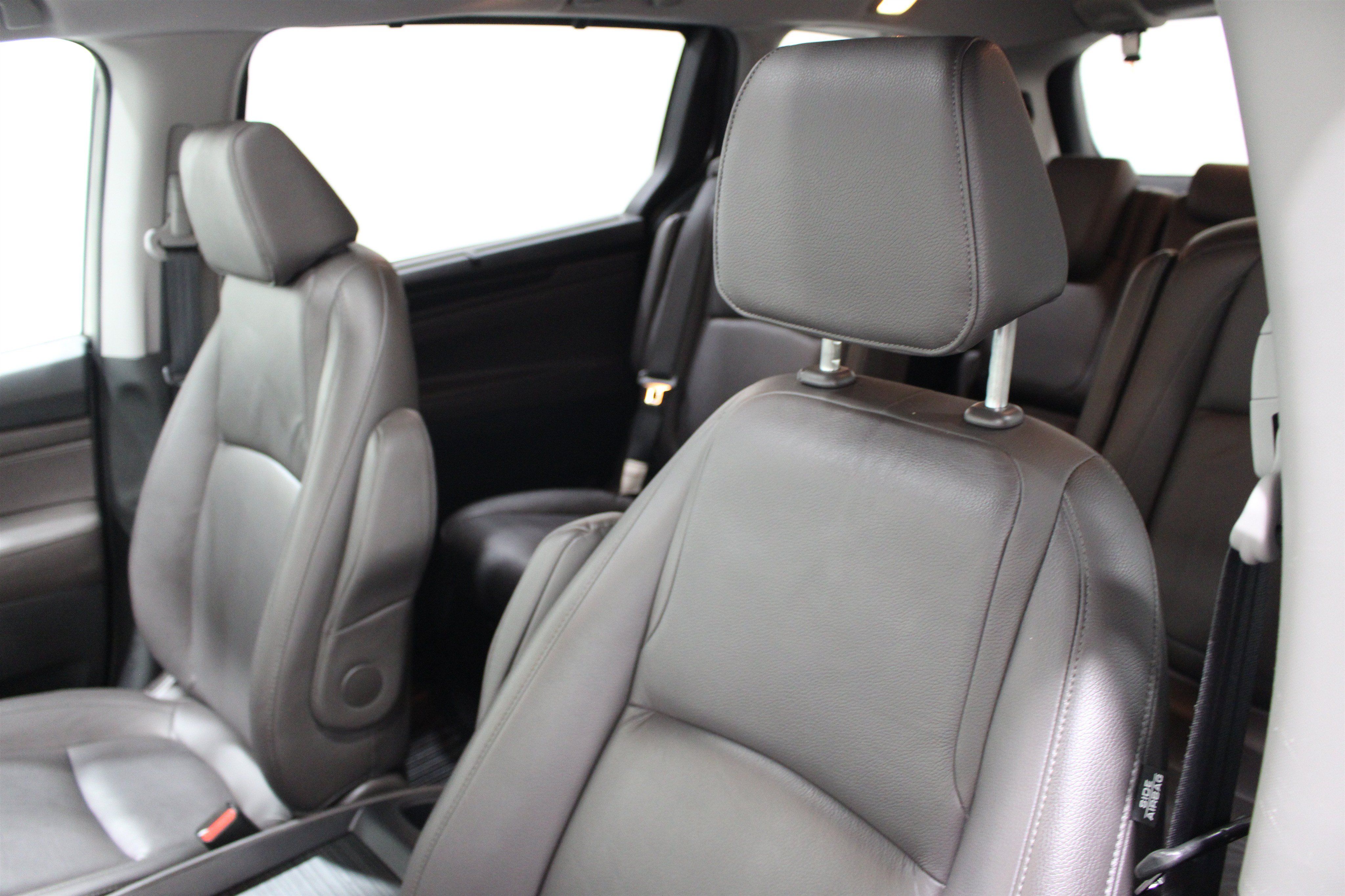 Used 2019 Honda Odyssey EX-L image 4